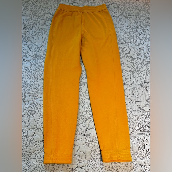 Fabletics Zip Front Pocket Sweat Pants/Joggers in Bright Yellow Sz XS - Picture 8 of 12